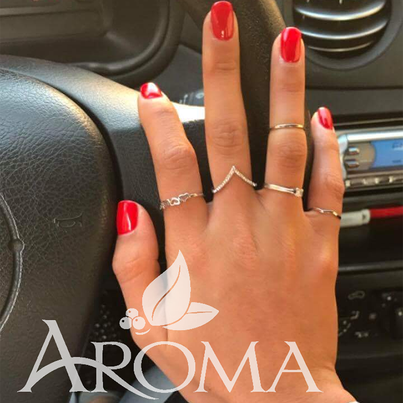 Semipermanente manicure professionale